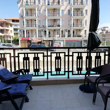 Lovely In A Complex With A Pool By Flat Mаnаger Appartement Sveti Vlas